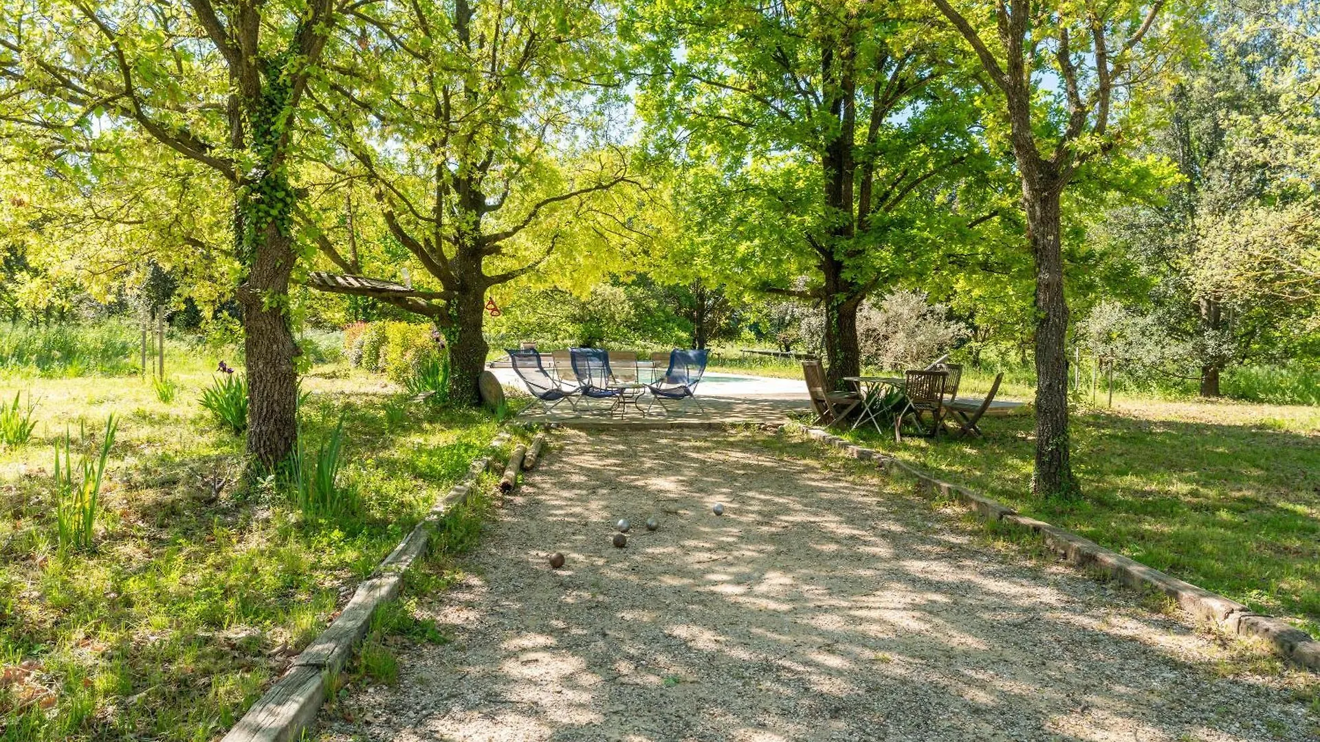 Maison Monteux 0*,  France