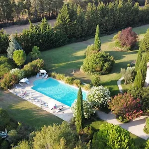  Bed & Breakfast Mas Les Fleurs D'hilaire